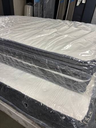 BRAND NEW  Queen Mattress and Box Set 1