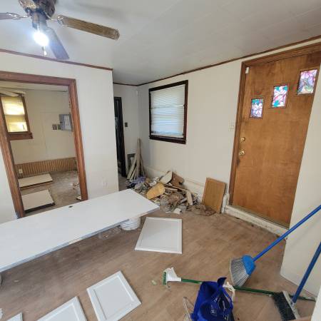 $240,000 / 3br - 1000ft2 - Palatine Investment Property, Not Listed on MLS, Wholesalers Welcome! (Palatine)64201209365505121