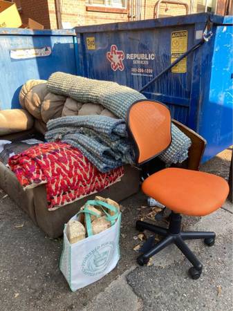 Free stuff in alley 1