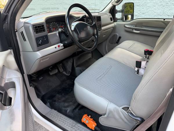 2001 Ford F-550 SUPER DUTY - Photo 10