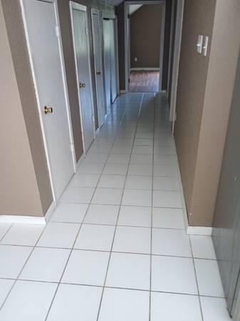 $835 / 2br - 750ft2 - Amplio departamento de 2 habitaciones en zona agradable (Cerca de Lafayette)63857515608833122