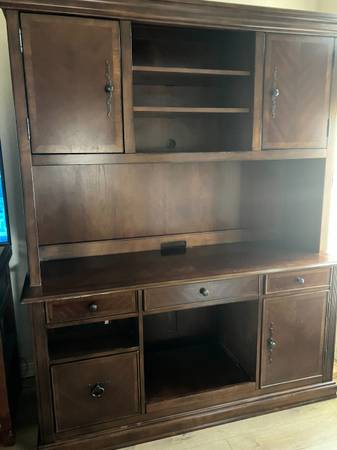 Computer Desk / Buffet / Hutch / Home Bar 1