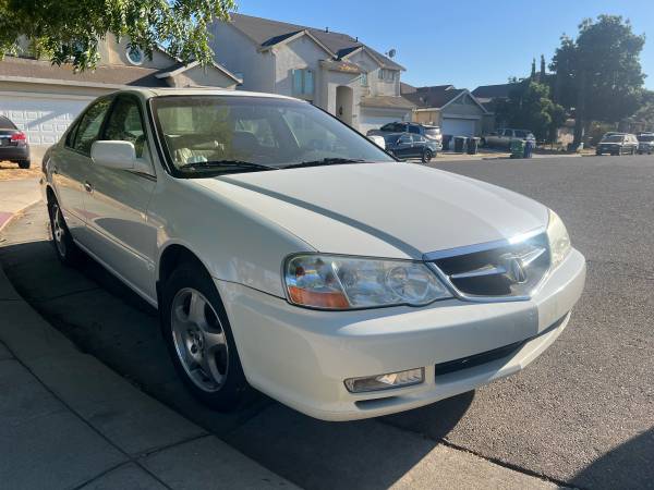 2003 Acura - $4,000 (Delhi)63435332109955122