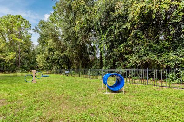 $1,389 / 1br - 685ft2 - MOVE IN 10/17 GET 1MTH FREE & LOOK & LEASE SAME DAY NO APP/ADMIN FEE! (8401 Southside blvd, Jacksonville, FL)64005272935553122