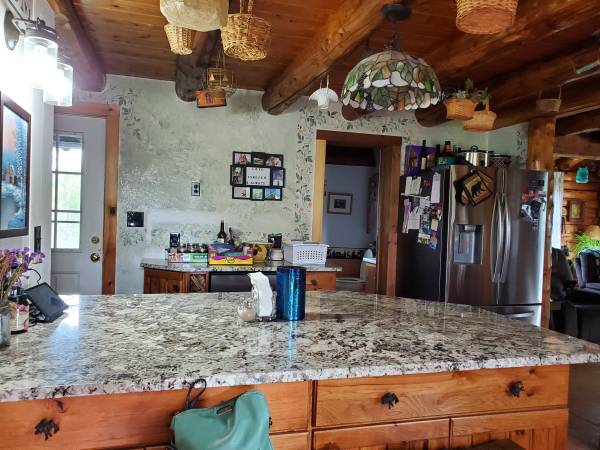 $2,500 / 2br - 1300ft2 - Nov 1 - May 1 / 2bd/2bth log home (Dalton)63932055101443124
