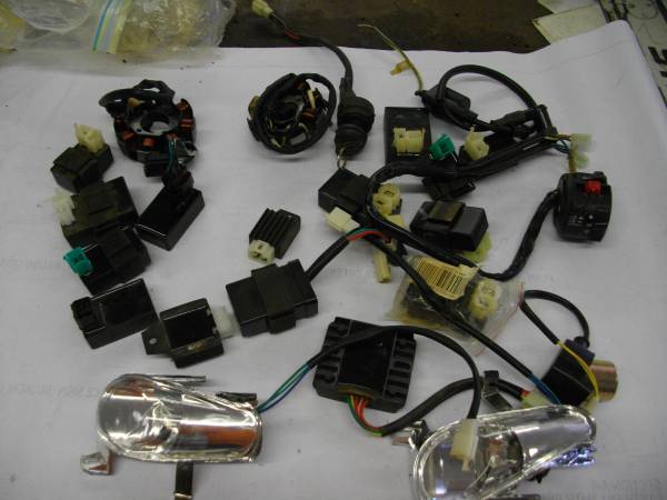 NUEVAS PIEZAS CHINAS PARA CUADRICICLOS Y HONDA - $500 (ANDERSON)63440098830081123