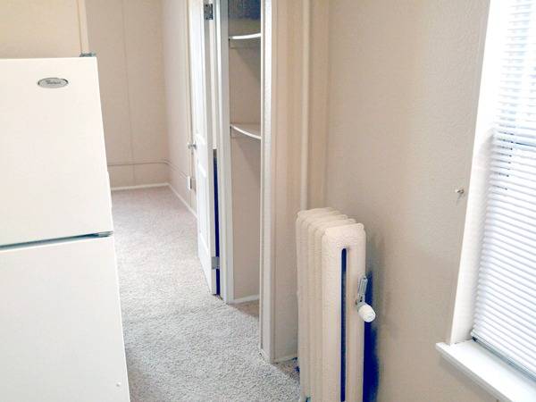$1,350 / 300ft2 - SAVE! Studio apt, Well-equipped kitchen, Pet-friendly, On-site laundry (Seattle, Belltown, Downtown)63688425182209124