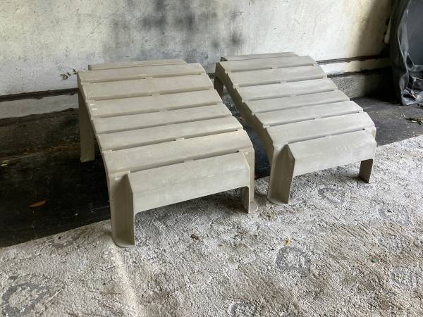2 Adirondack Chair Footrests (12-2) 1