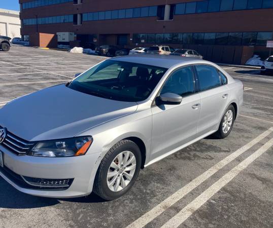 2013 VW Passat (90k millas) - $7,500 (Garrett Park)636161760765471218