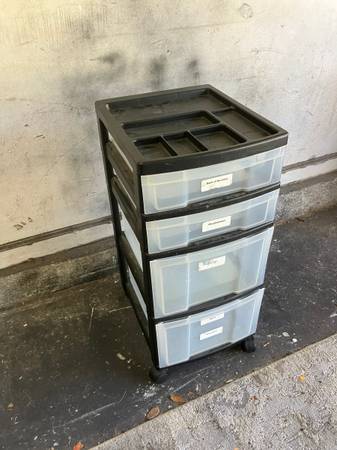 Rolling Storage Drawers (12-4) 1