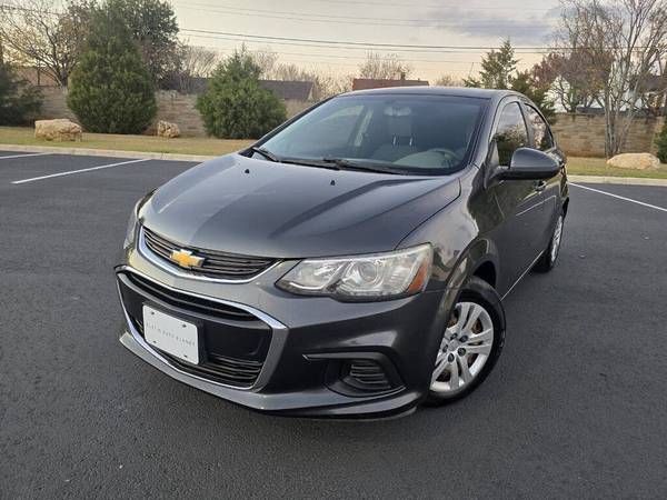 2017 Chevrolet Sonic 1 OWNER 1