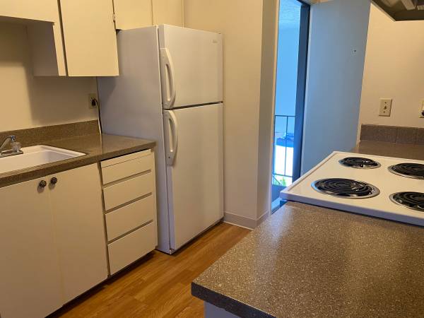 $1,300 / 1hab - 700ft2 - Apartamentos Parkwood Court (Tigard, Oregón)63672512089729124