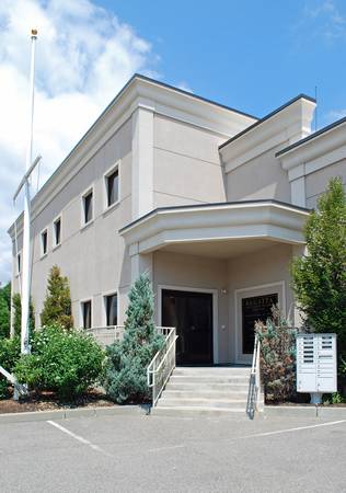 $13 / 6000ft2 - Medical/Health and Fitness/Retail/Office for Rent (North Kingstown)63380694873345121