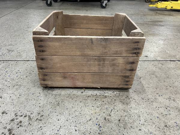 Fruit Crate - Very Clean - Excellent Condition 1