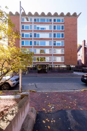 $2,895 Mid Cambridge Studio/1 Bath Apartment | Harvard St (Mid Cambridge)64213550252419123