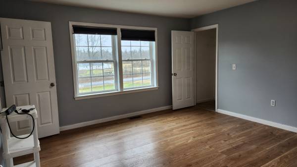 Upstairs 2 Bedroom 2 Bath All Inclusive!
$2,000 Upstairs 2 Bedroom 2 Bath All Inclusive!
$2,000