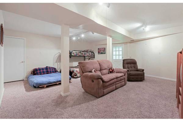 $950 / 1br - 300ft2 - Room For Rent (Arnold)63952107242114120