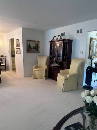$243,000 / 3br - 1596ft2 - 3232 Chestnut Dr (Flossmoor)63899124188674122