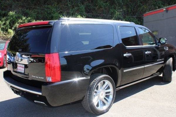 2014 Cadillac Escalade ESV AWD 4dr Platinum SUV - $17,900 (Renton)63623535102209122
