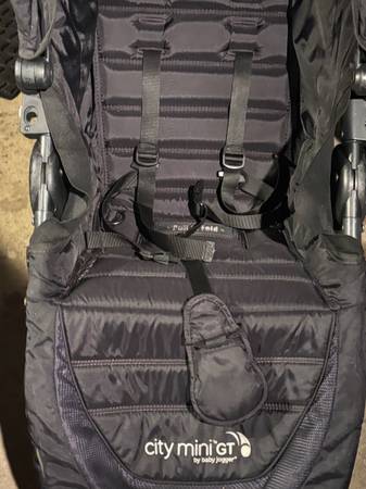 Jogger Stroller Mini GT Black hardly used at all was backup stroller 1