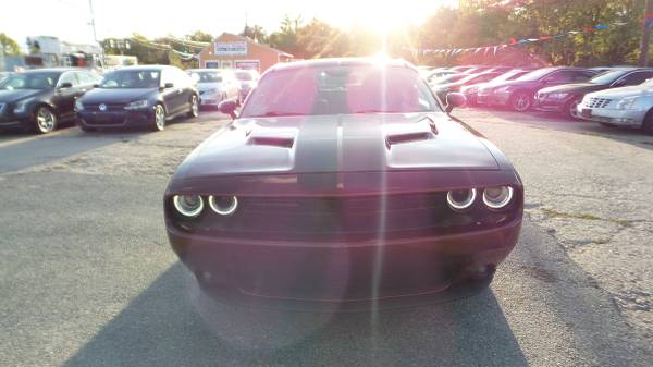 2017 Dodge Challenger SXT SXT 2puerta Coupé - $11,900 (upper marlboro,md)63616652244609121