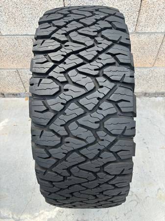 LT305/55R22 BFGOODRICH ALL TERRAIN T/A KO3 1