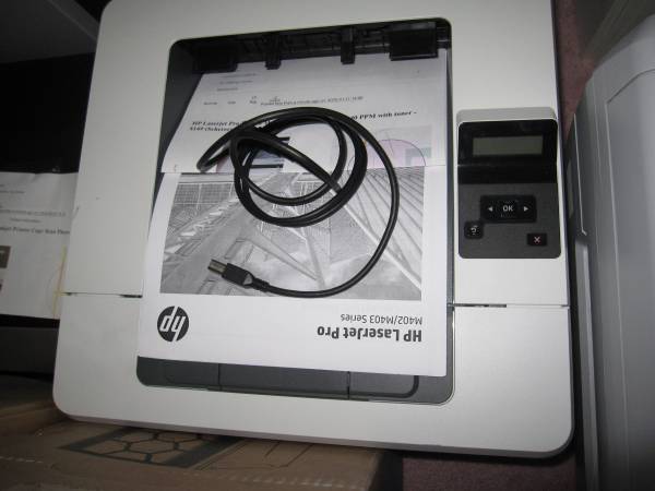 HP Laserjet Pro M402n Monochrome Laser Printer  40 PPM with toner 1