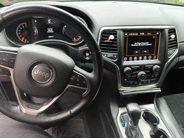 2018 Jeep Grand Cherokee Laredo - $17,000 (Mill Creek)63470763975427124