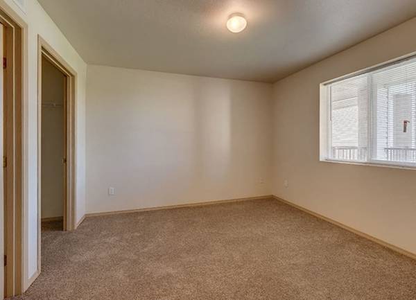 $1,731 / 4br - 1268ft2 - Executive Business Center, Full Size Washer And Dryers, Playground (9315 Chapel Hill Blvd, Pasco, WA)63686562253825121