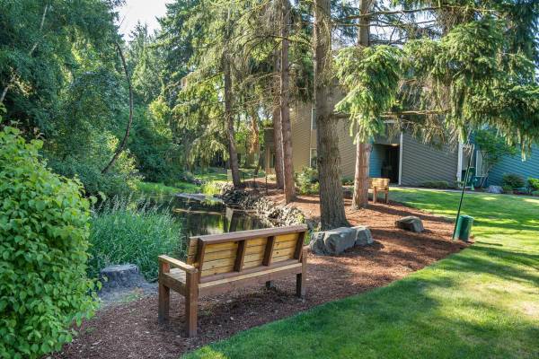 $1,895 / 1br - 675ft2 - Near Transit, Major Employers, Colleges & Shops, Business Center (Kirkland)63808106950275123