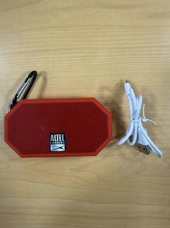 Mini Altec Lansing bluetooth speaker 1