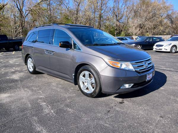 2012 HONDA ODYSSEY - $6,999 (BEACH PARK, ILLINOIS)63616779647361122