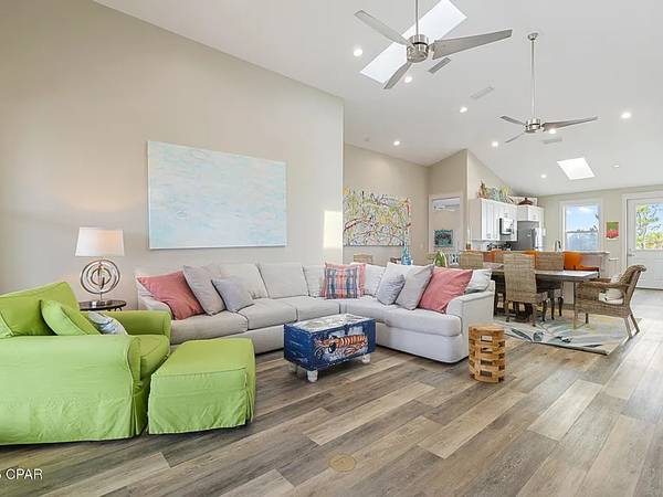 $989,900 / 1854ft2 - Home for Sale in CAPE SAN BLAS,  (4bd 4ba)63924682663426123