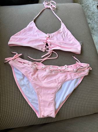 NWT Two-piece bikini - size XL 1