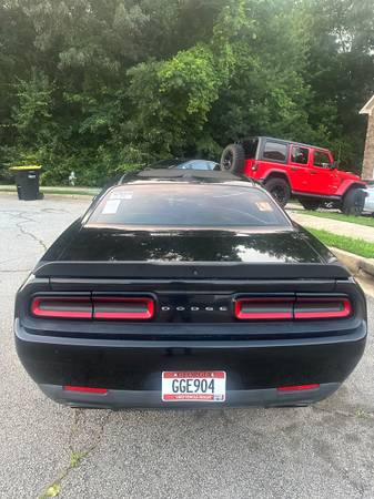 2019 Dodge Challenger R/T - $16,500 (College park)63620279419777123