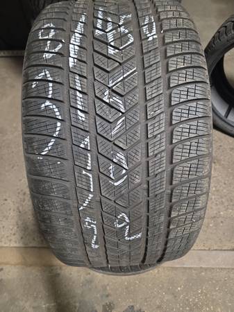 2/315-30-22 pirelli snow 1