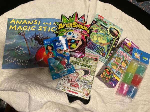 Misc gifts under $1 each. 1