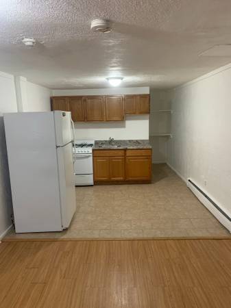 $1,550 / 9999ft2 - CHELSEA/BOSTON - ¡SIN COMISIONES DE CORRETAJE! ESTUDIO RENOVADO CON CALEFACCIÓN INCLUIDA!63828265203075120
