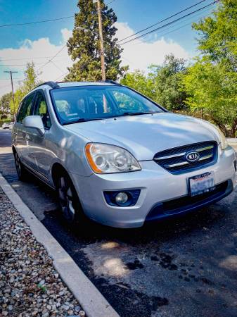 Kia Rondo EX V6 - $3,000 (Tujunga)63623779940739120