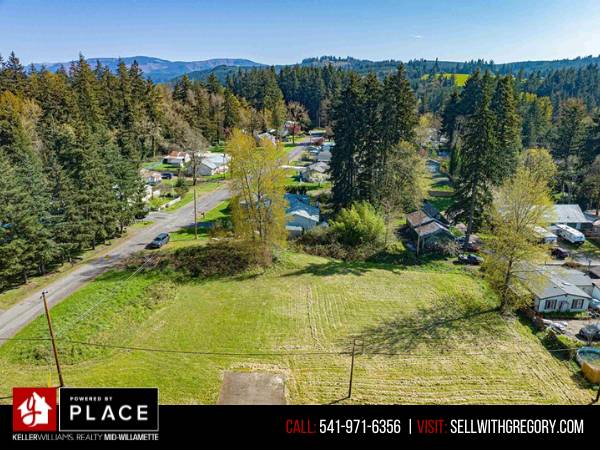 $225,000 / 22651ft2 - Large corner lot spanning just over 1/2 of an acre (Sweet Home, OR)63624697984387124