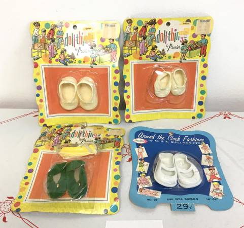 Set of Four Vintage Baby Doll Shoes - Lot #6 1