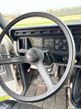 1998 Ford F-800 Cummins Dump Truck - $27,50062970095959297124