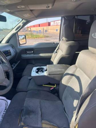 2005 Ford F150 Super Cab F-150 Camioneta STX Pickup 4D 5 1/2 ft Pickup - $4,400 (Real Deal Auto)63619609259521124