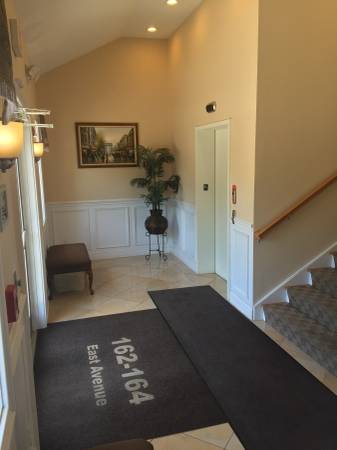 $2,100 / 1370ft2 - PEQUEÑO CONJUNTO DE OFICINAS DISPONIBLE PARA OCUPACIÓN INMEDIATA (NORWALK)63765643811841121