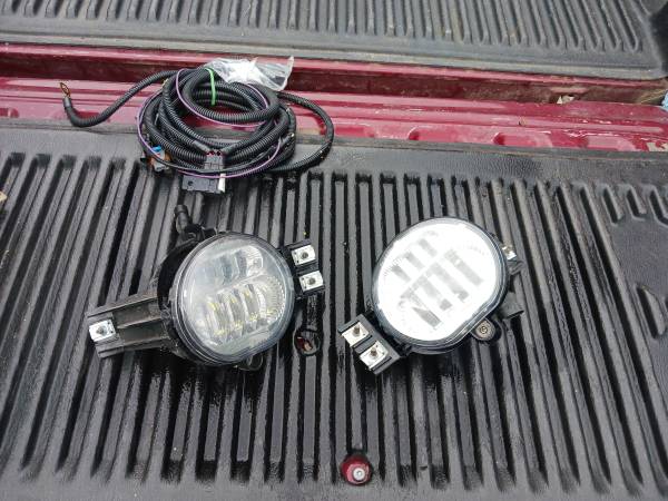 Dodge fog lights 1