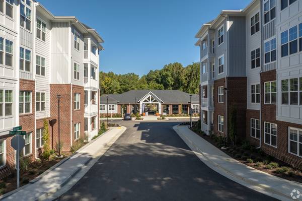 $2,300 / 2br - 1110ft2 - Brand New High End Apartments in Midlothian, VA (Midlothian)64027111181955121