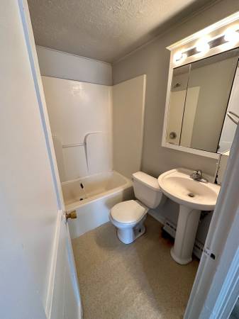 $810 / 3br - 1200ft2 - 140 Honness Ln Apartment62946970986113122