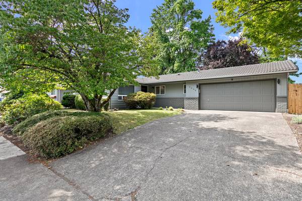 $430,000 / 1280ft2 - ¡Puente de Ferry Street de un solo nivel con amplio patio! (Eugene)63977276189058121