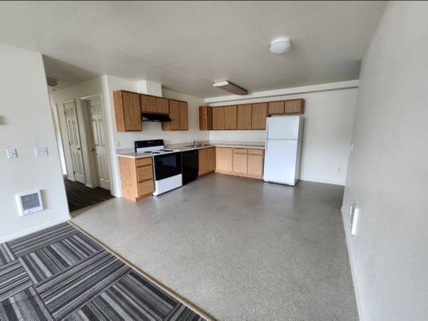 $594 / 3br - Lease take over ($594) (Pullman)63980822306691121