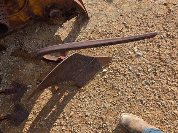 Antique walking plow 1